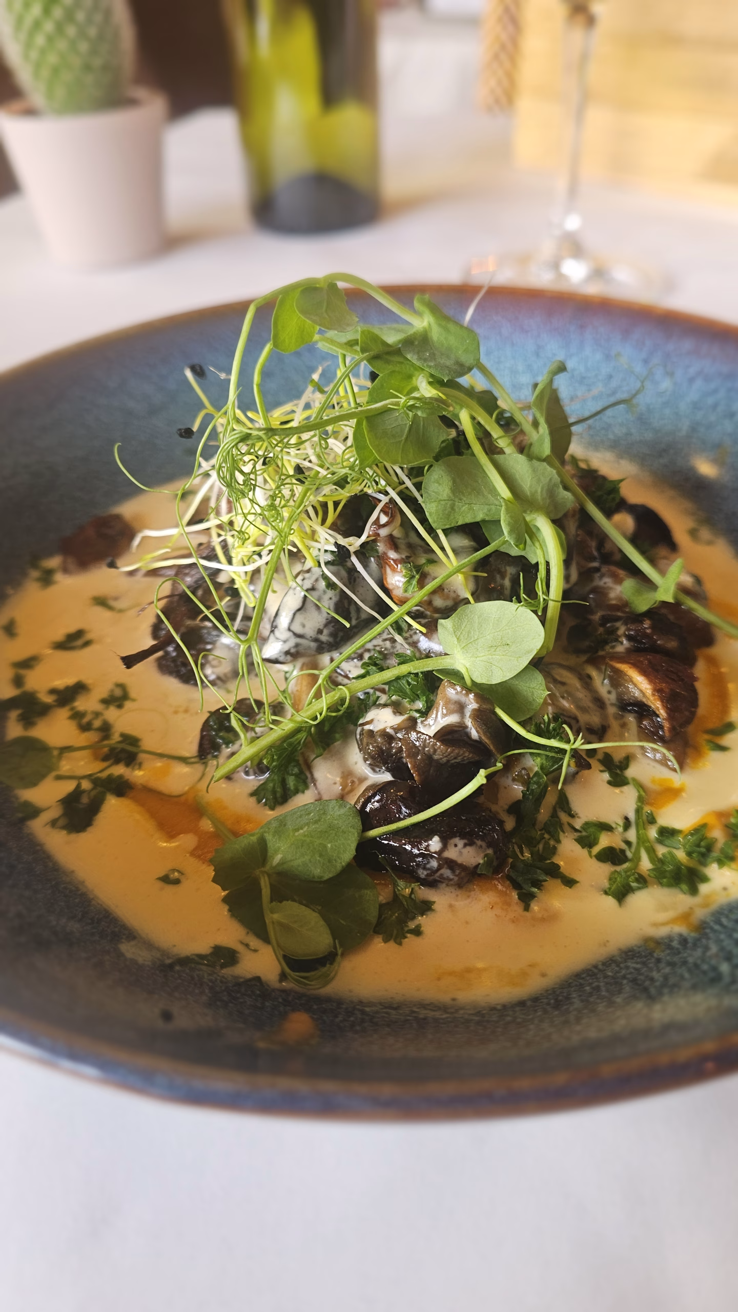 La table de Guigone week-end à Beaune Bourgogne France