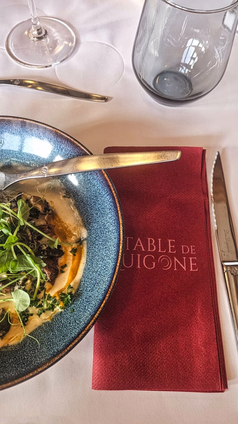 La table de Guigone week-end à Beaune Bourgogne France