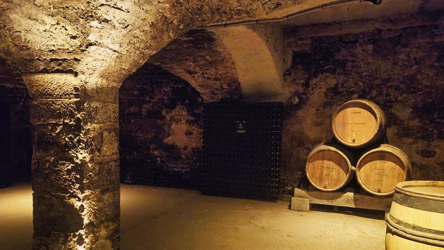 Dans les caves de la maison patriarche week-end à Beaune