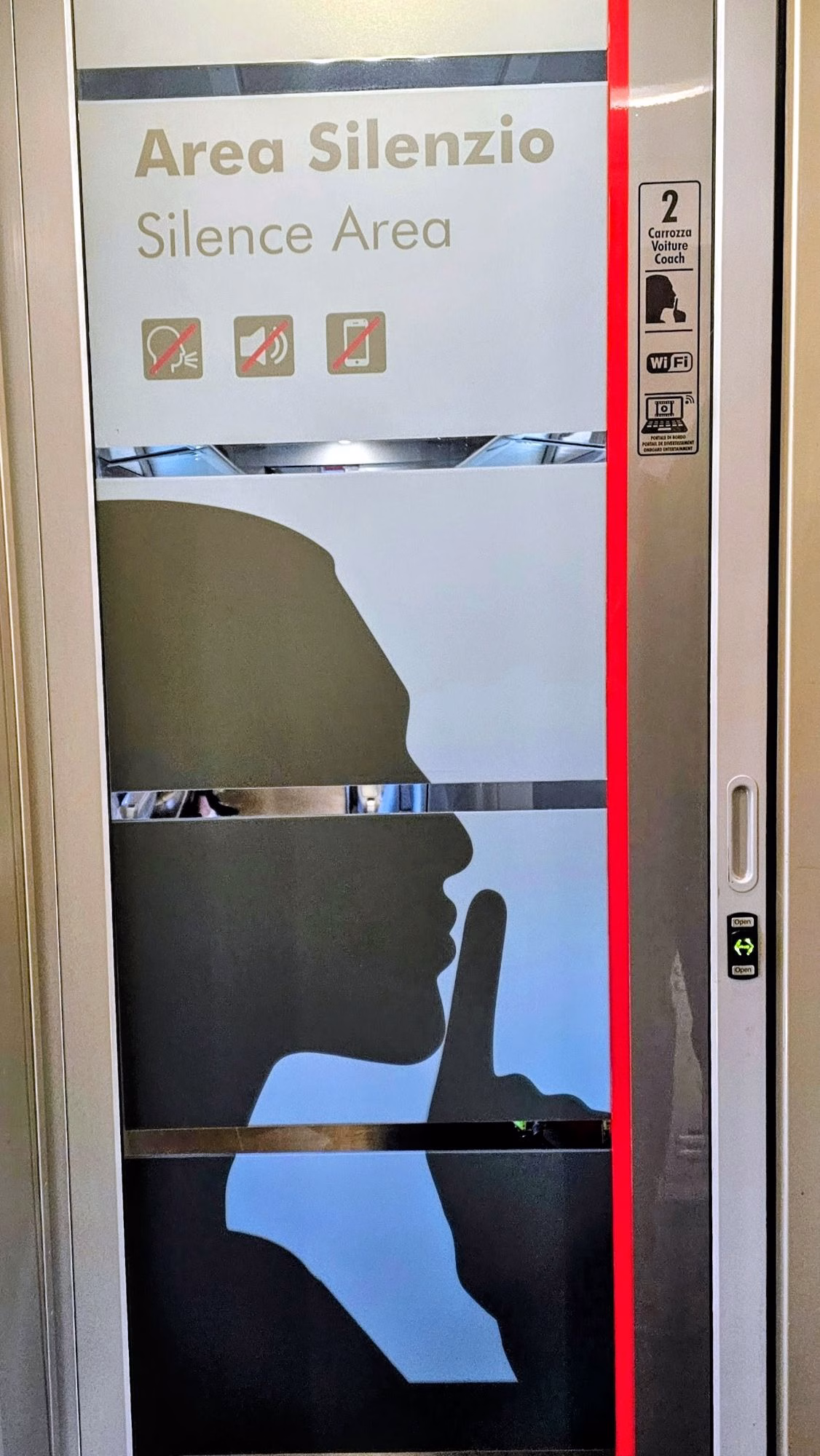 Trenitalia classe business silenzio