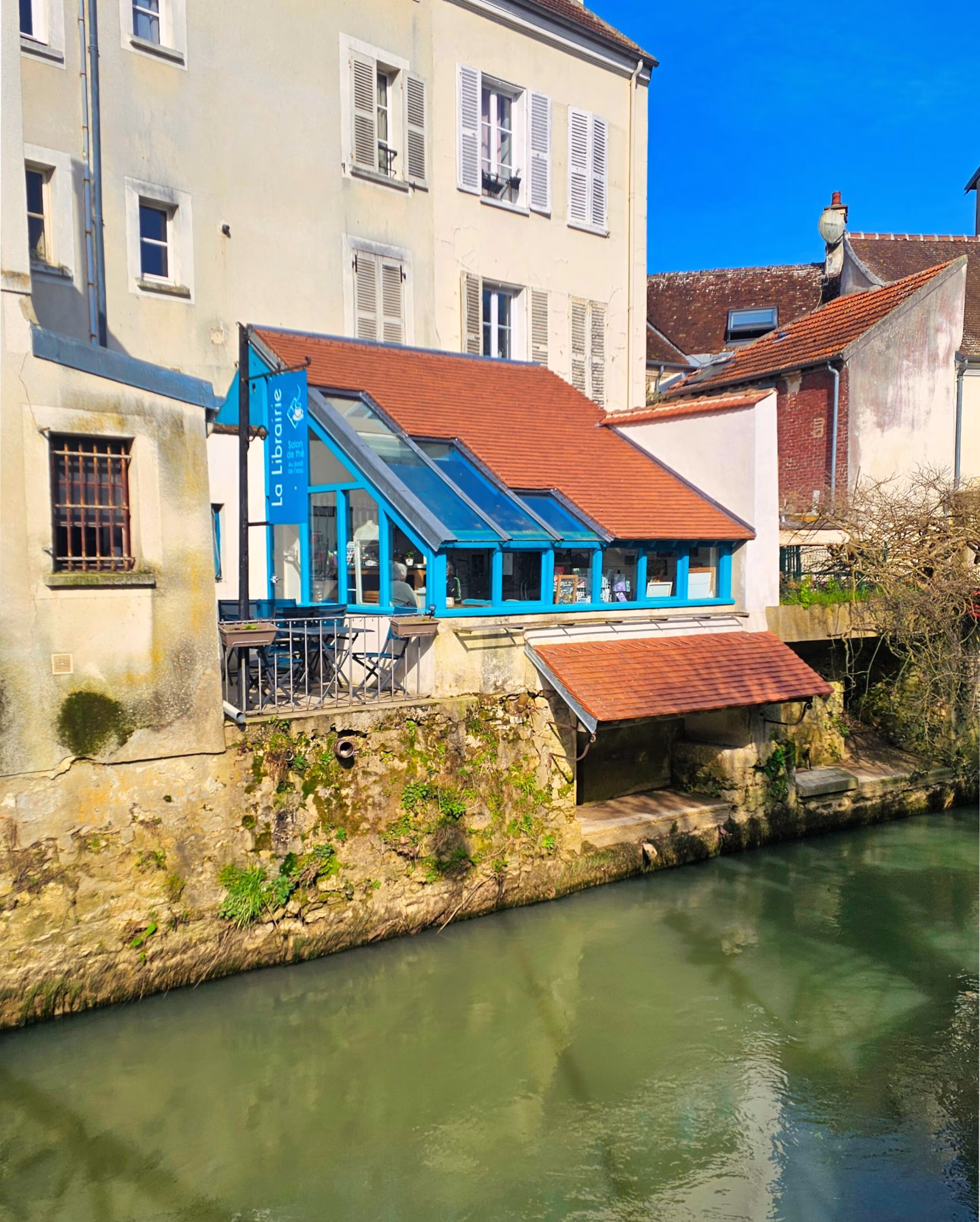La librairie Crecy la Chapelle